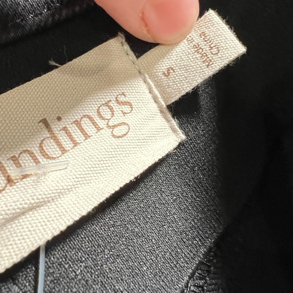 NWT Soft Surrounding The Ultimate Cropped Legging Black Pant- Small - Picture 11 of 11